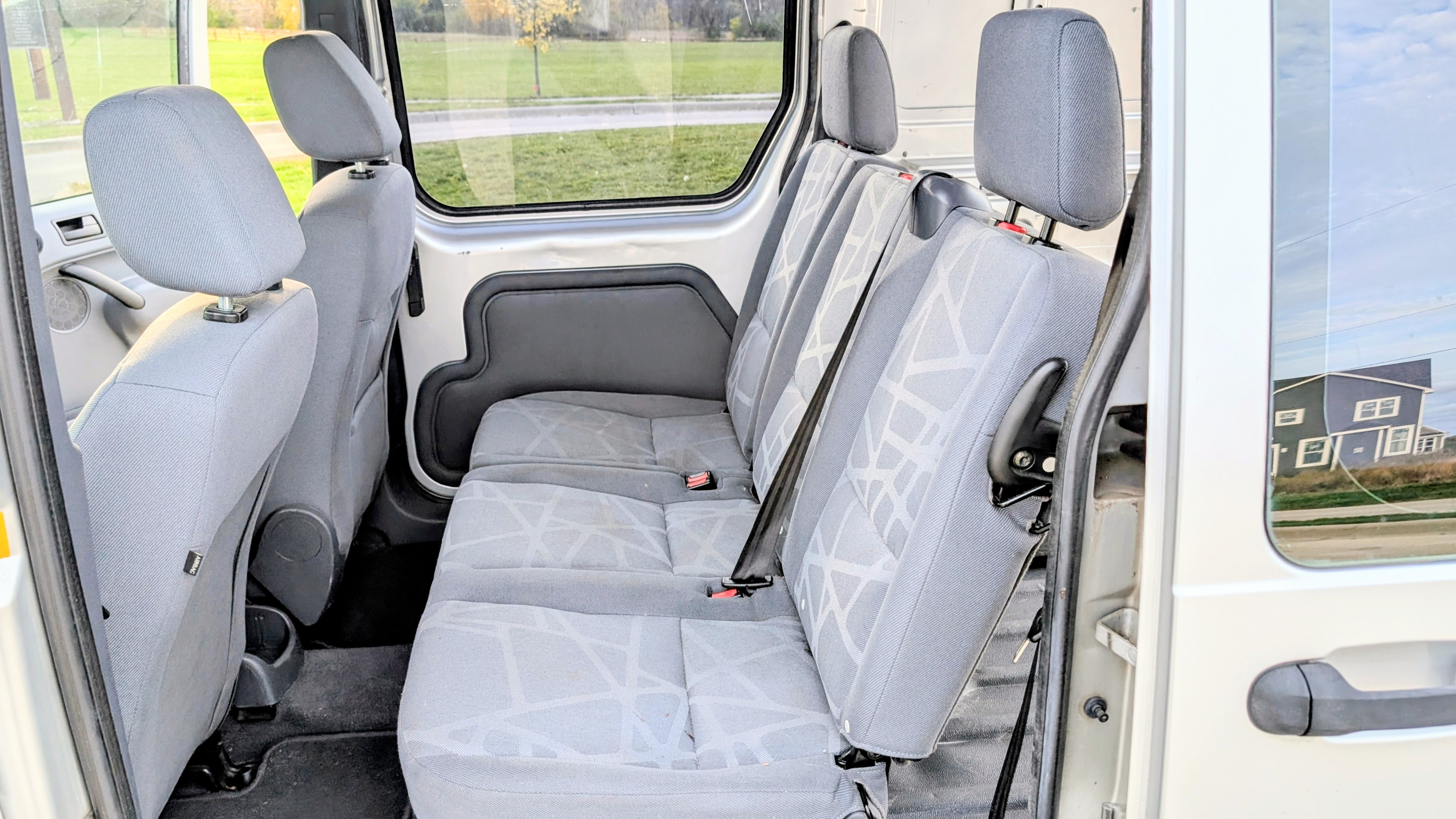 Used 2010 Ford Transit Connect XLT FWD image 8