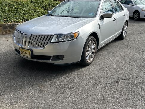 Used 2012 Lincoln MKZ AWD image 1