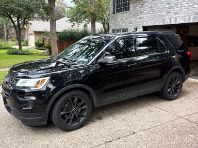 Used 2018 Ford Explorer XLT w/ Equipment Group 202A