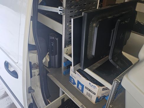 Used 2013 Ford Transit Connect XLT image 6