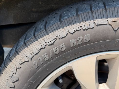 Used 2010 Toyota Sequoia Limited RWD image 19