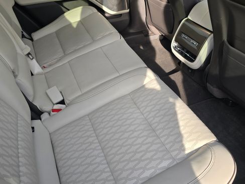 Used 2024 Lincoln Nautilus Black Label w/ Jet Appearance Package (87T) image 13