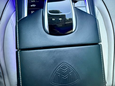 Used 2020 Mercedes-Benz Maybach S 560 4MATIC image 28