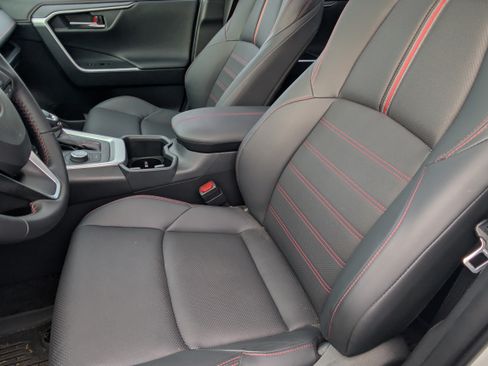 Used 2025 Toyota RAV4 XSE image 10