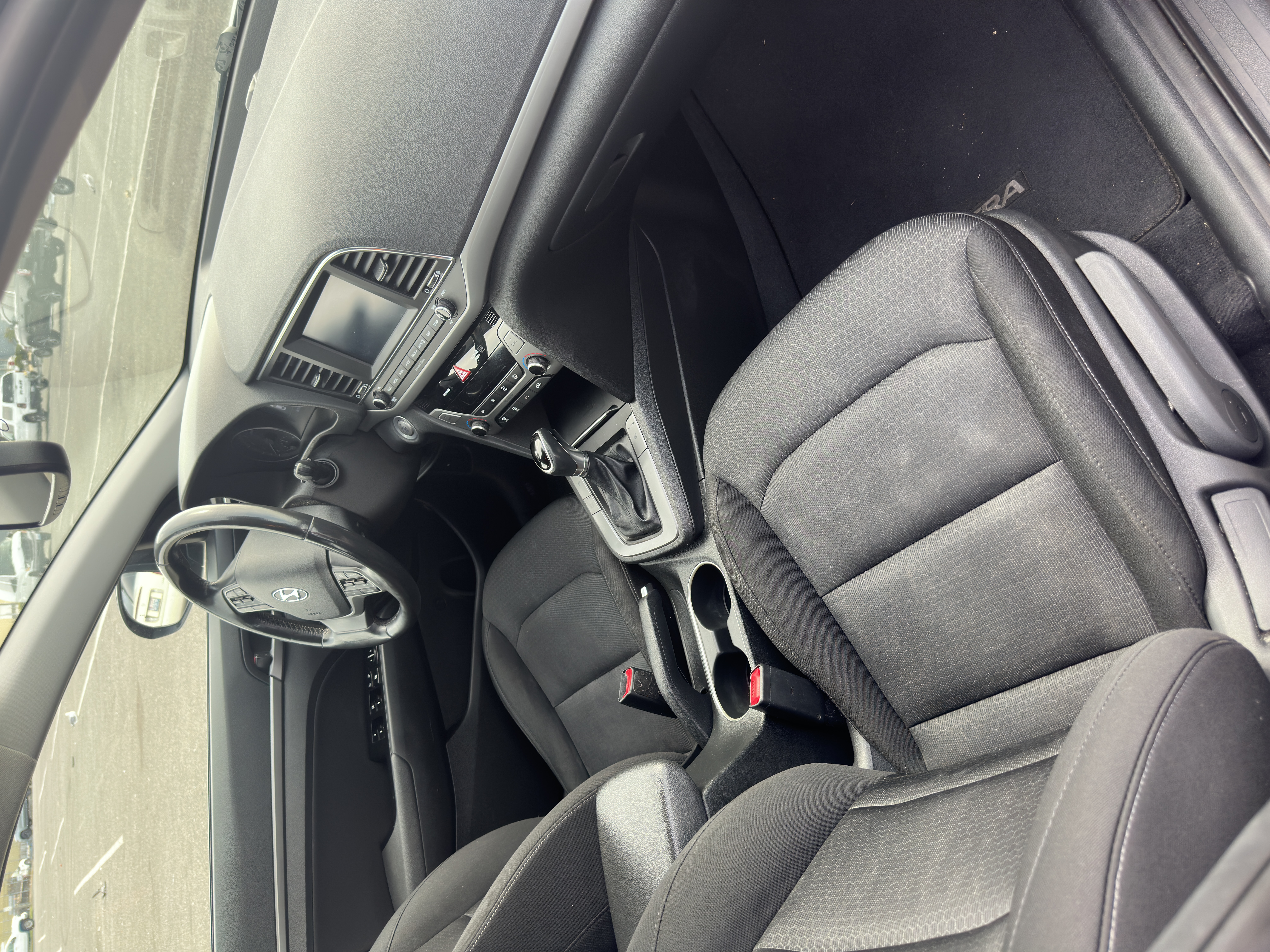 Used 2018 Hyundai Elantra Value Edition FWD image 10