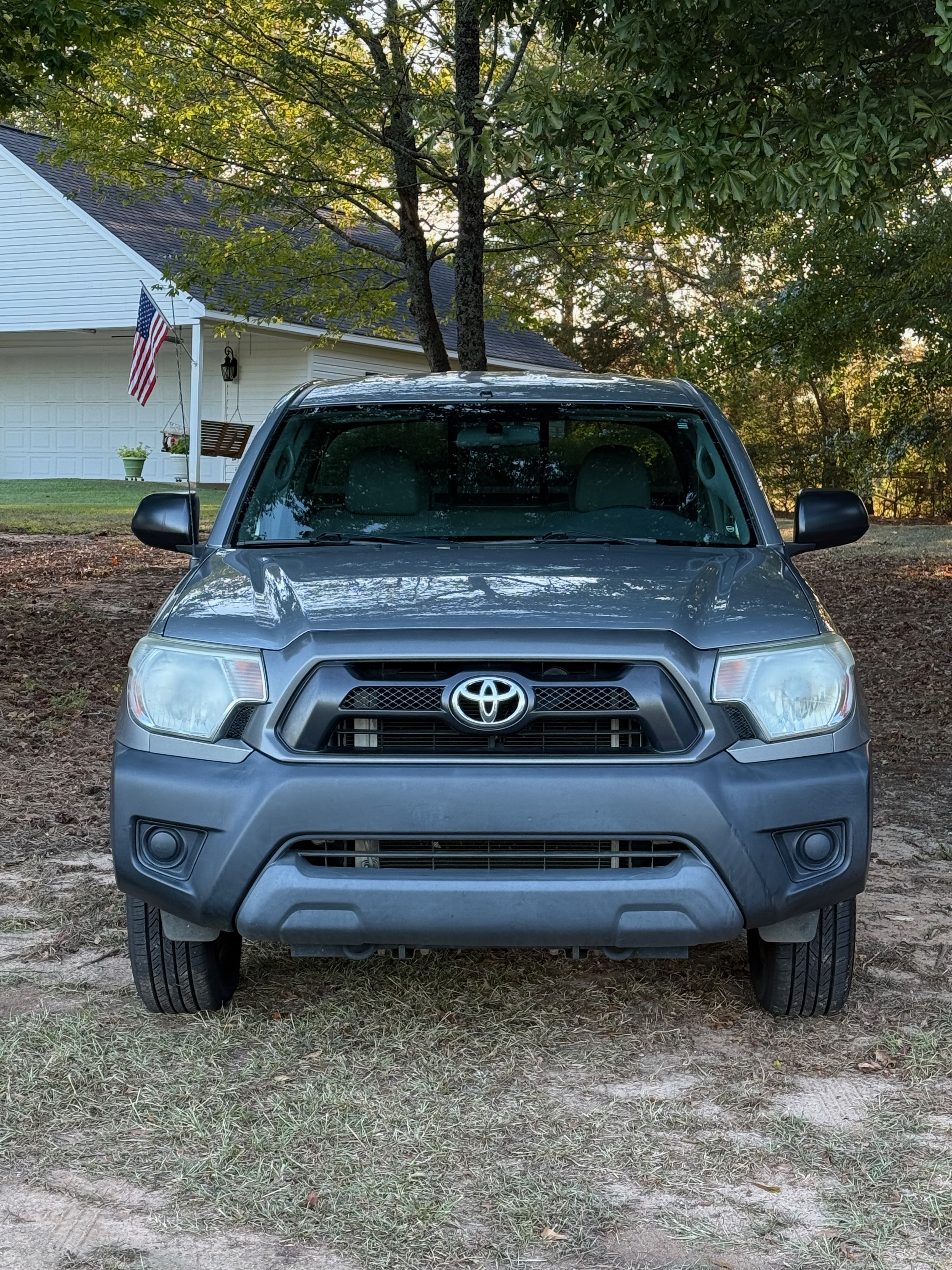 Used 2015 Toyota Tacoma 2WD Access Cab w/ Convenience Package image 1