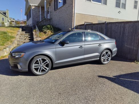 Used 2018 Audi A3 2.0T Premium w/ Convenience Package image 15