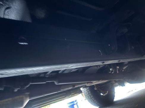 Used 2004 Ford Excursion XLT AWD/4WD image 21