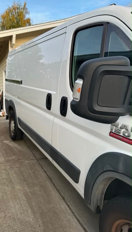 Used 2017 RAM ProMaster 1500 FWD image 1