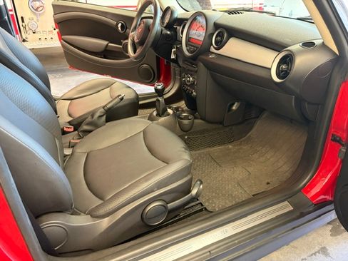 Used 2013 MINI Cooper Hardtop FWD image 9