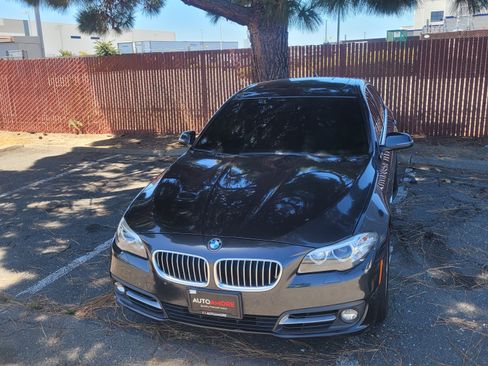 Used 2015 BMW 528i Sedan RWD image 2