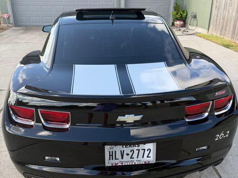 Used 2010 Chevrolet Camaro SS w/ RS Package RWD image 2