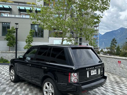 Used 2011 Land Rover Range Rover Supercharged AWD/4WD image 5