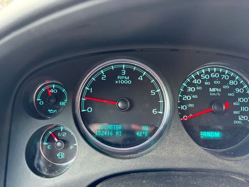 Used 2014 Chevrolet Tahoe LT image 16