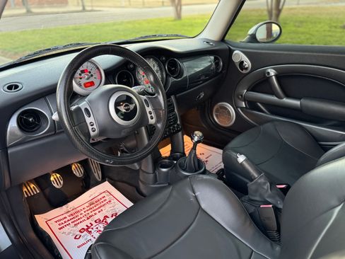 Used 2003 MINI Cooper S image 8