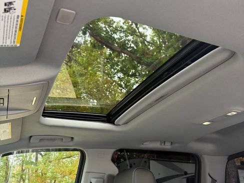 Used 2018 GMC Sierra 1500 Denali w/ Denali Ultimate Package image 10