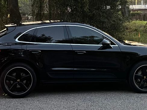 Used 2018 Porsche Macan S AWD/4WD image 1