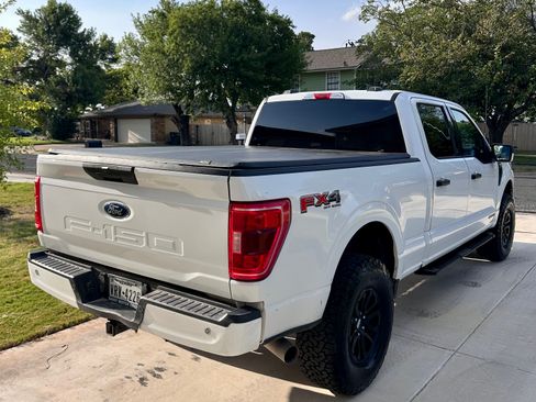 Used 2021 Ford F150 XLT w/ Equipment Group 301A Mid AWD/4WD image 9
