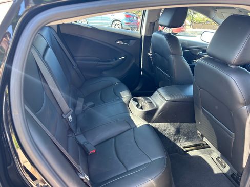Used 2018 Chevrolet Volt LT w/ LT Driver Confidence Package FWD image 5
