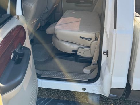 Used 2006 Ford F250 Lariat image 9