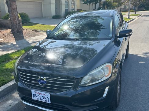 Used 2015 Volvo XC60 T6 image 8