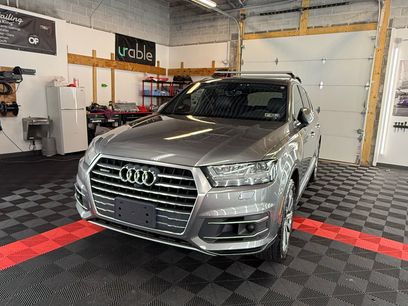 Used 2017 Audi Q7 3.0T Premium Plus w/ Premium Plus Package