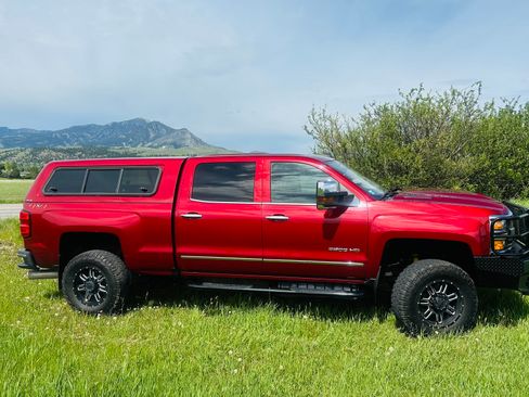 Used 2019 Chevrolet Silverado 2500 LTZ w/ Duramax Plus Package AWD/4WD image 1