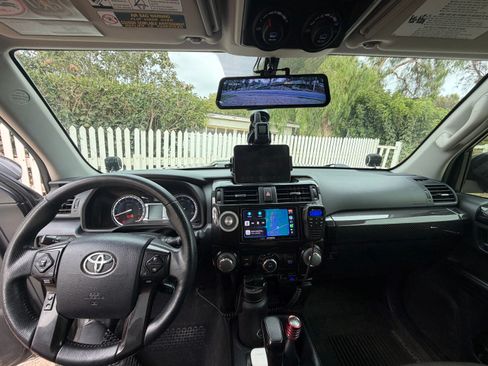 Used 2019 Toyota 4Runner TRD Off-Road AWD/4WD image 17