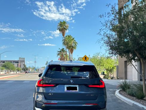 Used 2023 BMW X1 xDrive28i w/ Premium Package AWD/4WD image 5