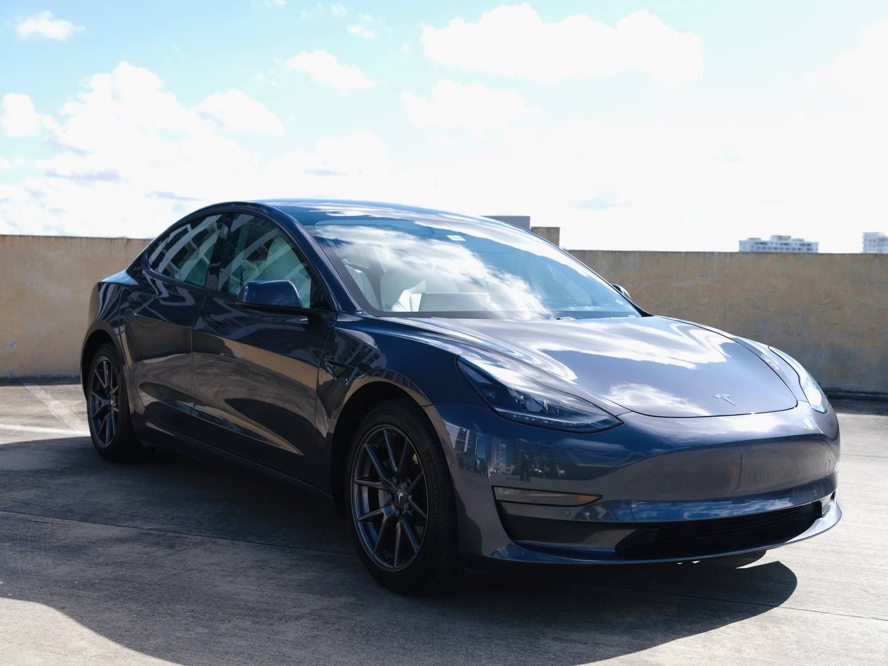 Used 2021 Tesla Model 3 Long Range AWD/4WD image 1