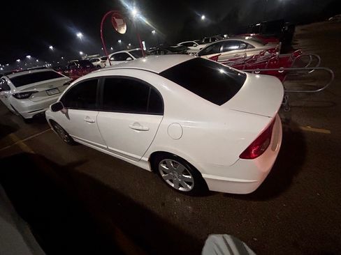 Used 2008 Honda Civic LX image 2