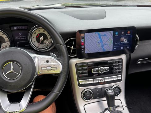 Used 2013 Mercedes-Benz SLK 250 image 6