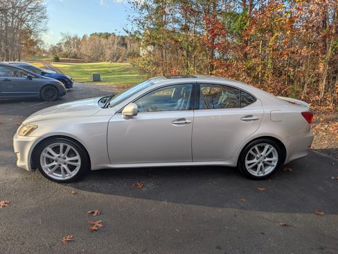 Used 2006 Lexus IS 250 image 13