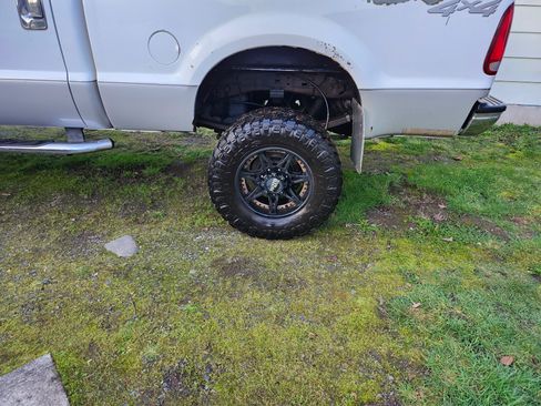 Used 2003 Ford F350 Lariat image 4