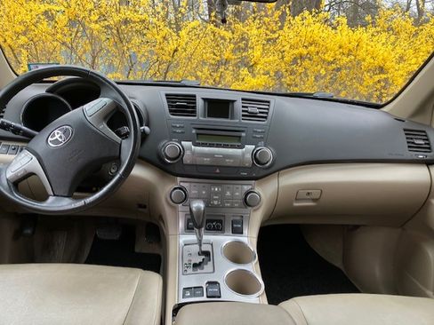 Used 2008 Toyota Highlander Sport image 5