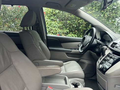 Used 2013 Honda Odyssey EX-L image 18