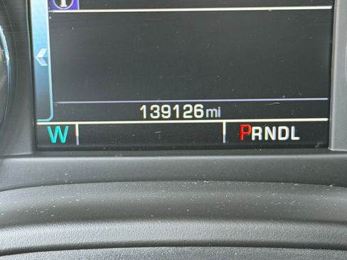 Used 2020 Chevrolet Suburban LT AWD/4WD image 15