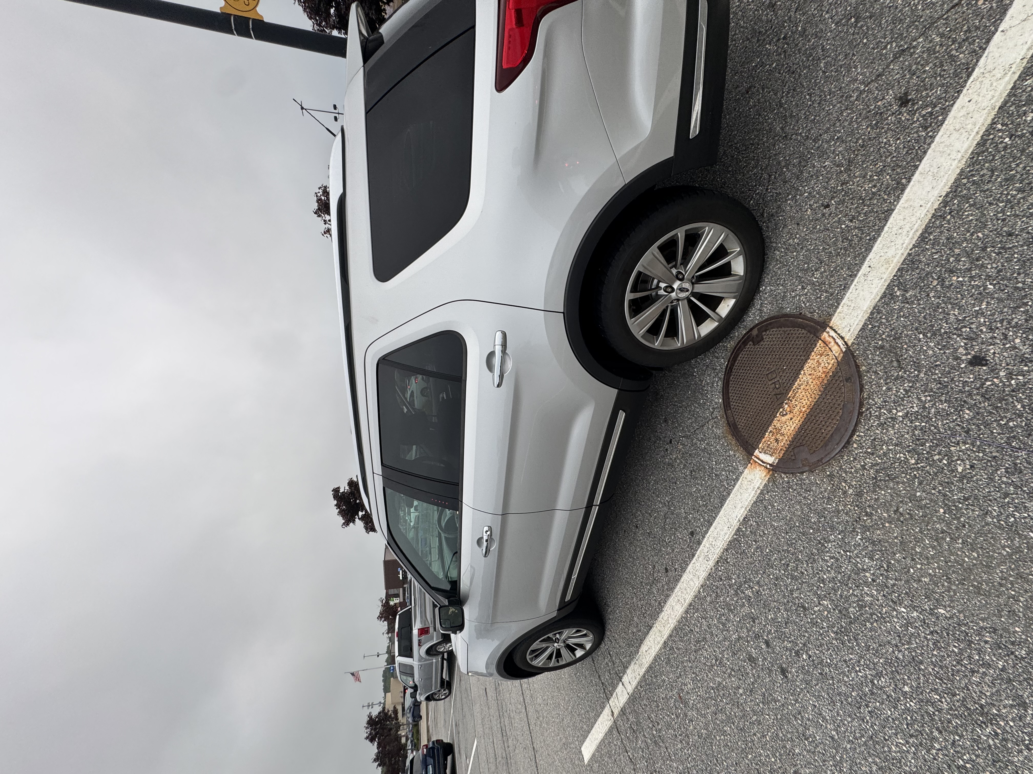 Used 2018 Ford Explorer Limited AWD/4WD image 4