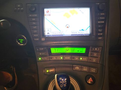 Used 2010 Toyota Prius Five image 6