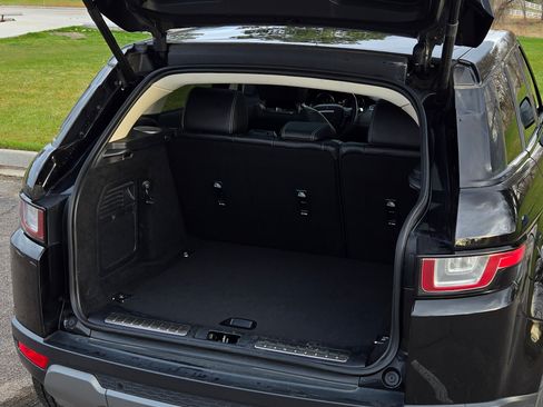 Used 2018 Land Rover Range Rover Evoque HSE image 9