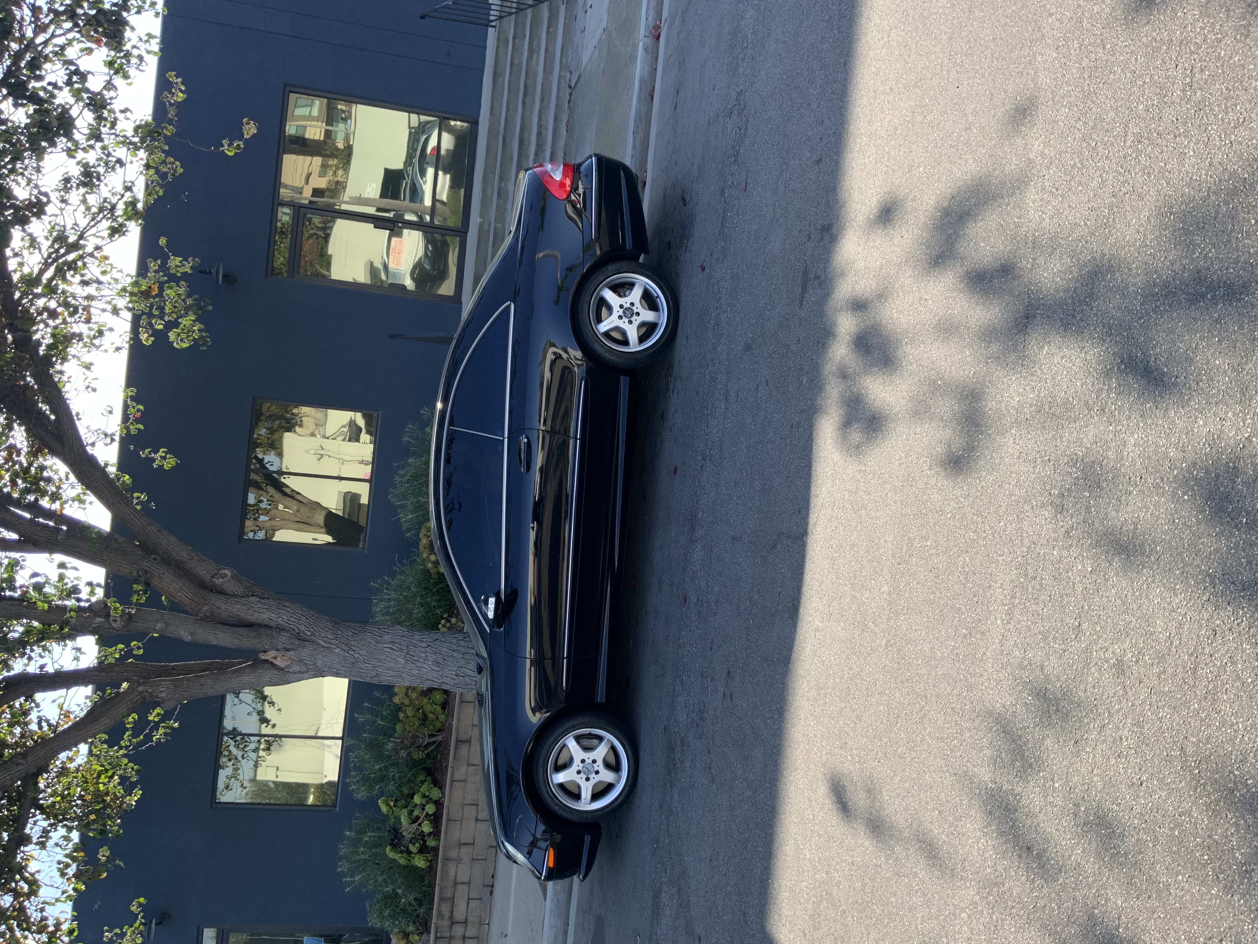 Used 2004 Mercedes-Benz CLK 500 Coupe image 1