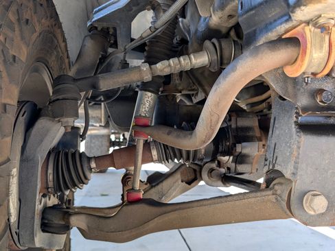 Used 2005 Chevrolet Silverado 2500 LT w/ Heavy-Duty Power Package image 16