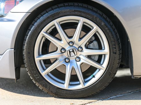 Used 2004 Honda S2000 image 27