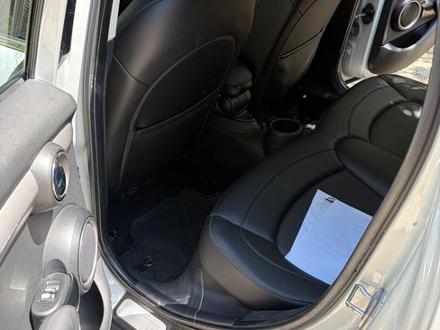 Used 2015 MINI Cooper 4-Door Hardtop FWD image 6