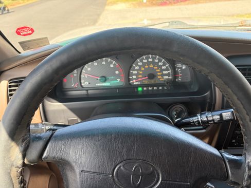 Used 1999 Toyota 4Runner SR5 image 12