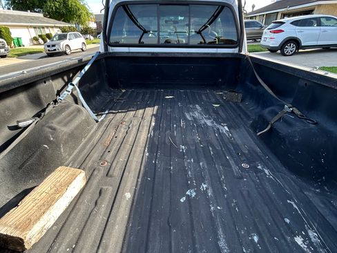 Used 2004 Ford F350 XLT image 10