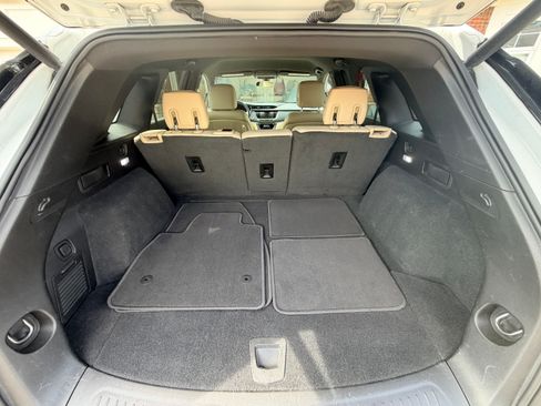 Used 2019 Cadillac XT5 AWD image 14