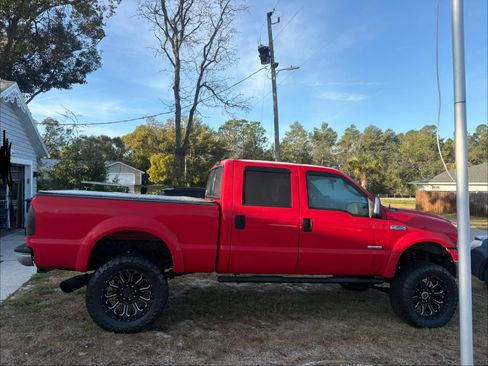 Used 2006 Ford F350 Lariat image 4