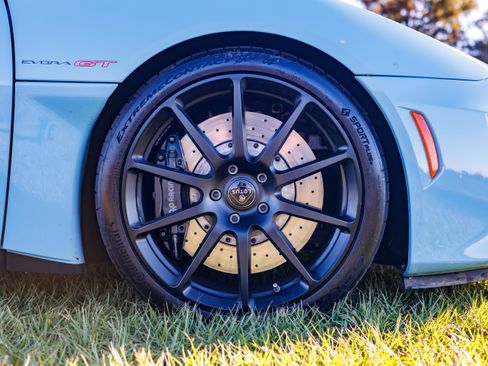 Used 2020 Lotus Evora image 21