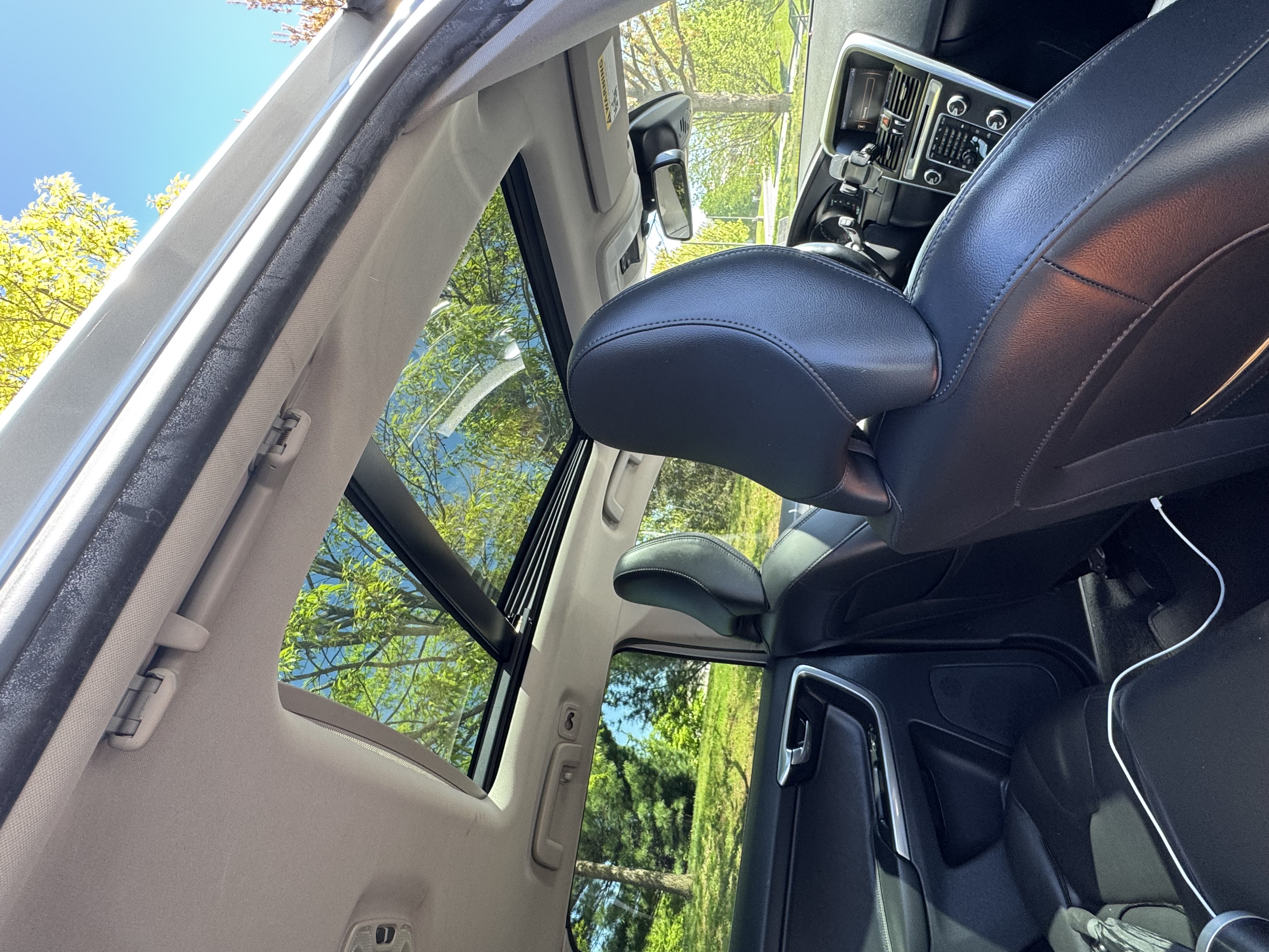 Used 2015 Volvo XC60 T6 AWD/4WD image 11